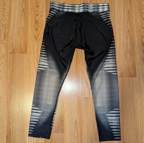 HPE Human Performance Engineering Leggings Women Size Large black/white - Picture 2 of 3